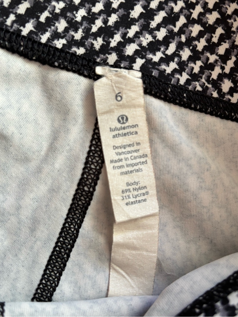 Lululemon Athletica Black and White Women’s Leggings Size 6 - Picture 3 of 5